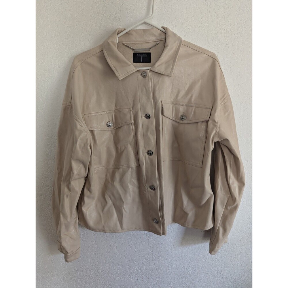 T Tahari Womens Size Medium Long Sleeve Tan Faux Leather Cropped Jacket